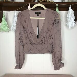NWT Truth Womens Floral Print Sheer Long Sleeve Smocked Waist Blouse Size Medium